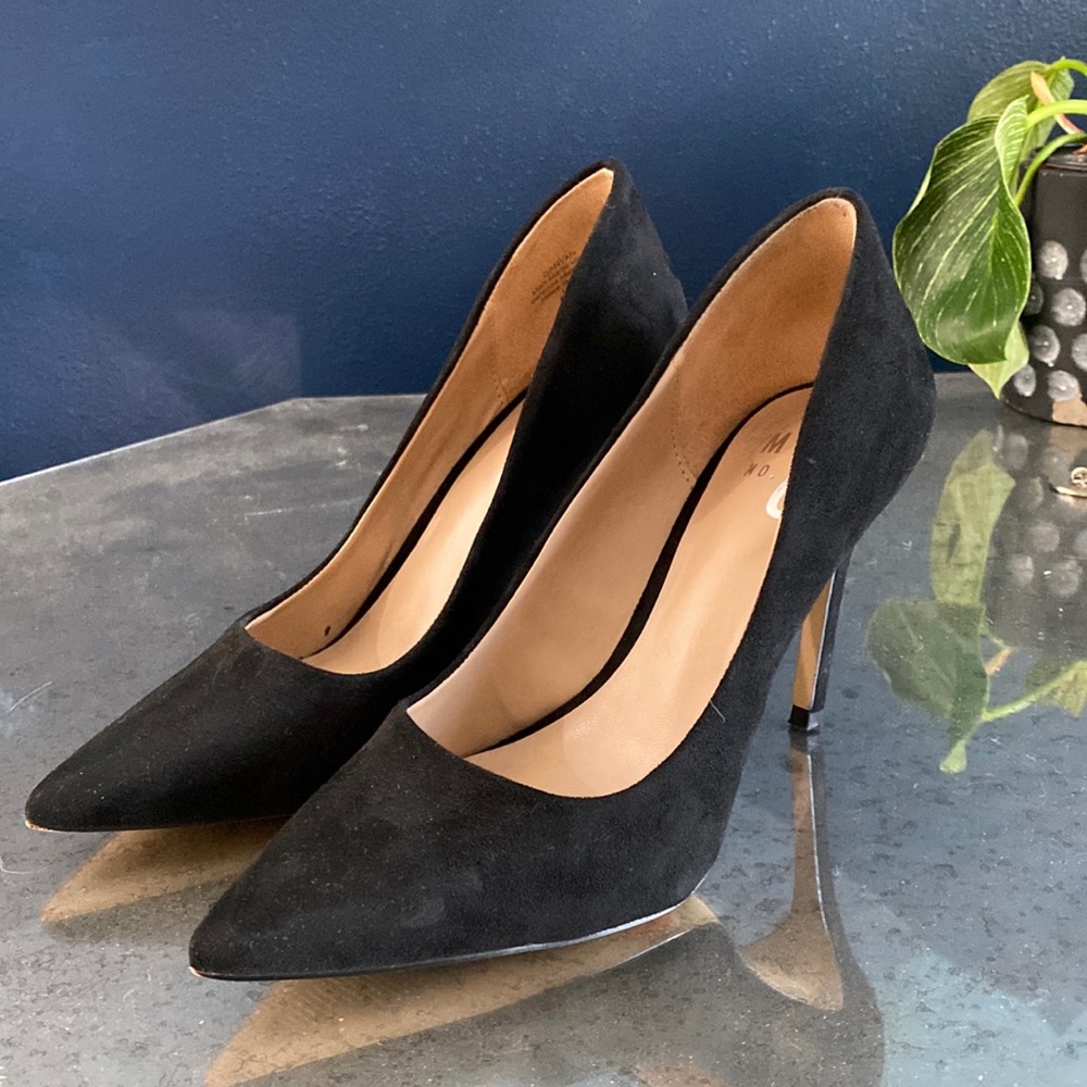 Black suede heels